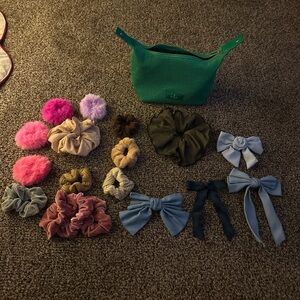 Kate Spade Hair Accessories Set with Green Pouch